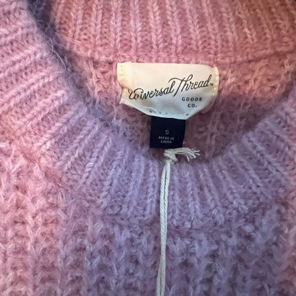 New with tags pink sweater vest size small this will fit a medium PERFECT GIFT🎄 - Picture 7 of 11